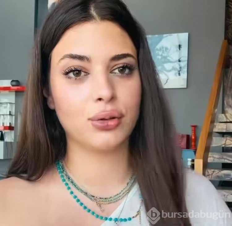 Derin Talu kilo aldım deyip eski bikinili halini paylaştı