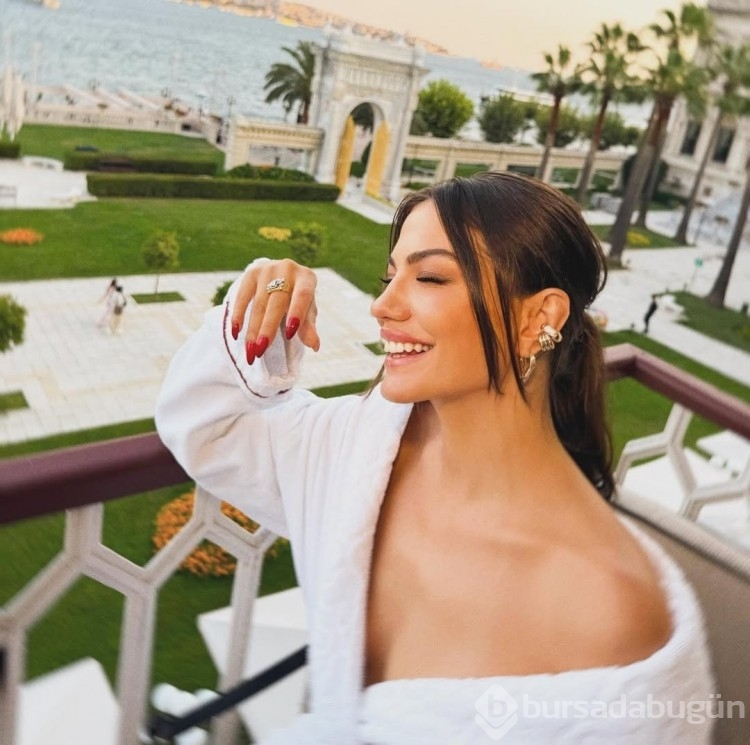 Demet Özdemir sosyal medya paylaşımlarıyla dikkat çekti