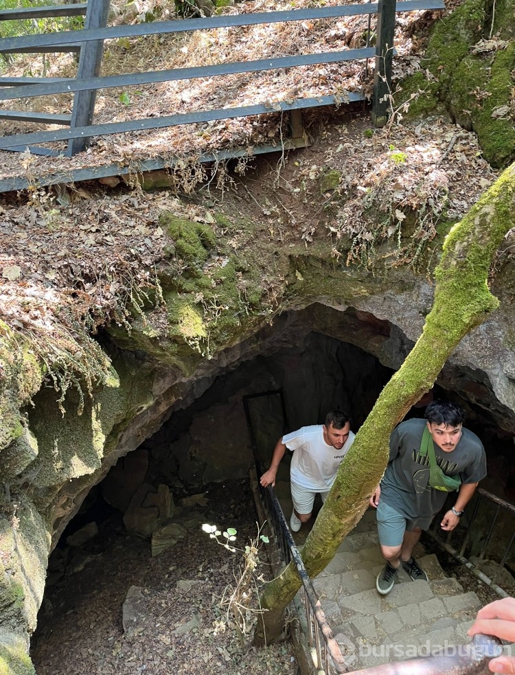 Kırklareli'nin turizme açılan tek mağarası Dupnisa'ya yolculuk!