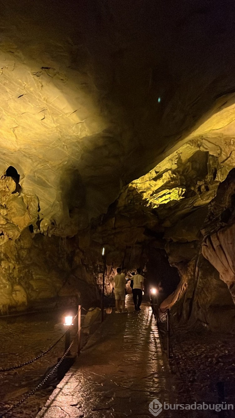 Kırklareli'nin turizme açılan tek mağarası Dupnisa'ya yolculuk!