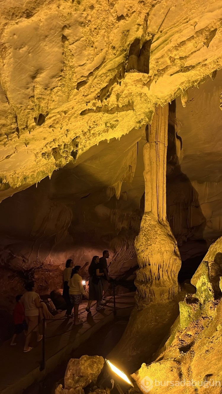 Kırklareli'nin turizme açılan tek mağarası Dupnisa'ya yolculuk!