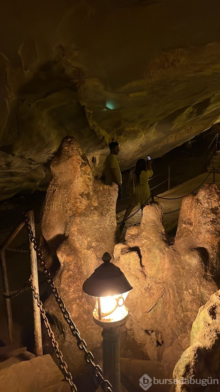 Kırklareli'nin turizme açılan tek mağarası Dupnisa'ya yolculuk!