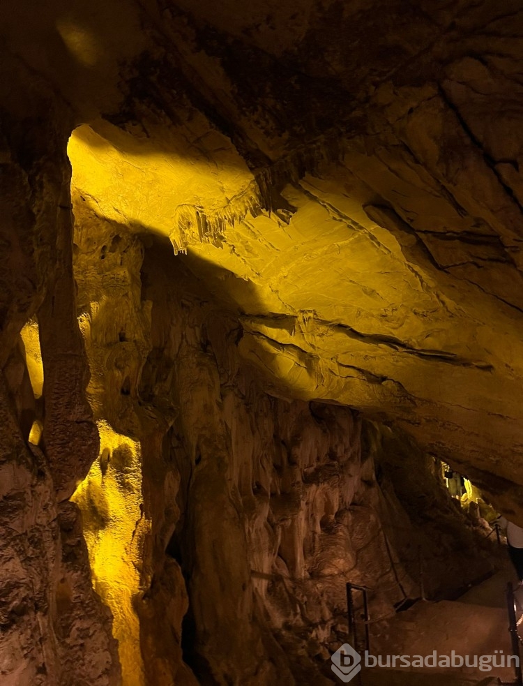 Kırklareli'nin turizme açılan tek mağarası Dupnisa'ya yolculuk!