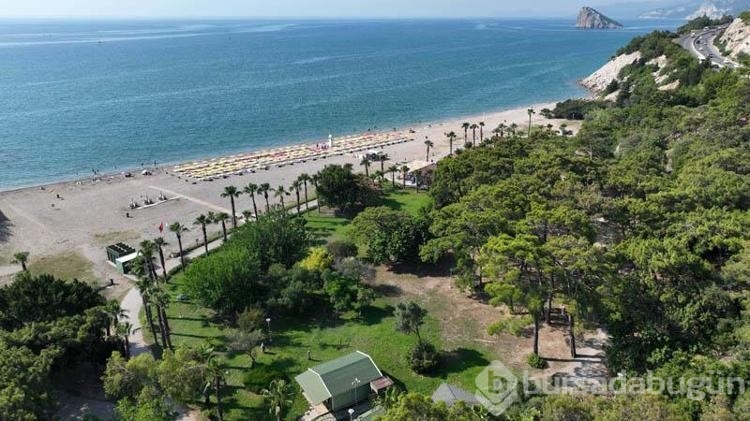 Antalya'da kadınlar plajındaki kirlilik ve bakımsızlığa tepki