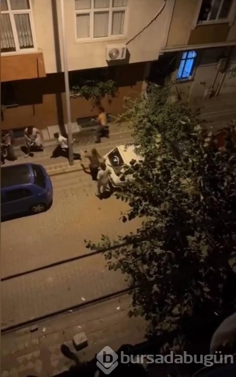 İki aile sokakta kavgaya tutuştu! Sonu hastanede bitti...