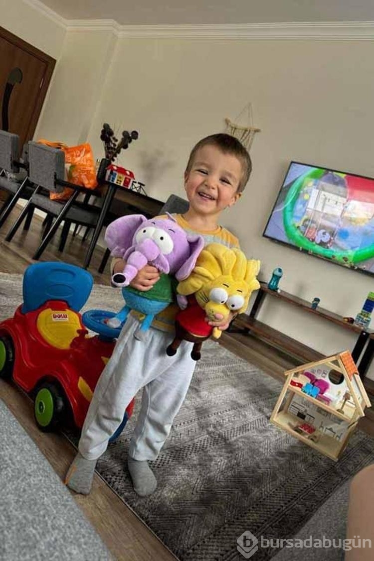 Kamyon tekerinden fırlayan taş küçük çocuğun ölümüne sebep oldu