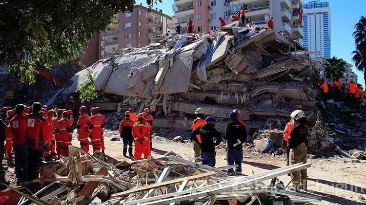 Depremde ilk 72 saat çok kritik