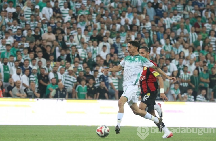 Bursaspor Eskişehirspor karşılaşmasından kareler...