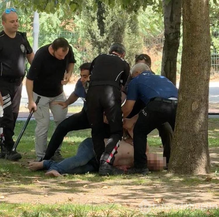 Kadın çalışana bıçaklı saldırının görüntüleri ortaya çıktı! Şüpheli serbest 