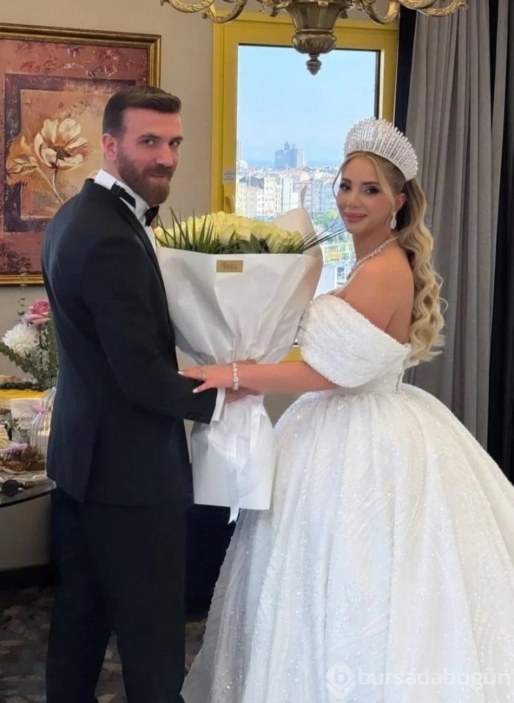 Ünlü fenomen Aleyna Dalveren 5 kiloluk altınlarına kavuştu
