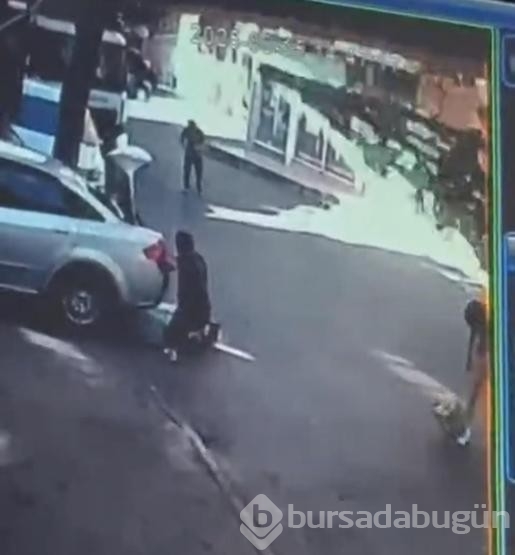 Oyuncu İbrahim Yıldız'ın üzerine ağaç devrildi!