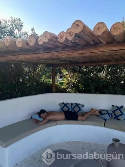 Ünlü sanatçının tatil paylaşımına beğeni yağdı