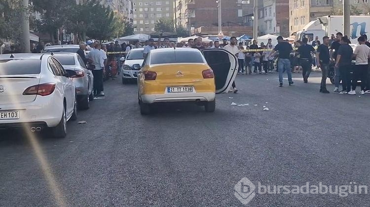 Eşini tabancayla öldürüp intihara kalkıştı