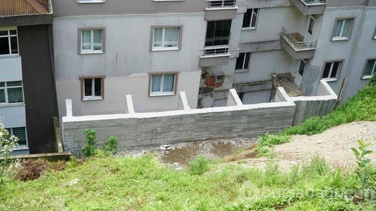 Ölümlü heyelan sonrası mühendislik ömrü biten duvar yenilendi
