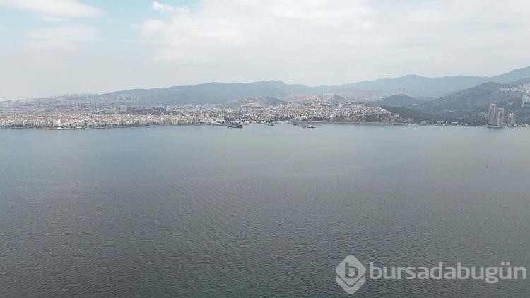 İzmir Körfezi'ndeki pis koku yeniden ortaya çıktı
