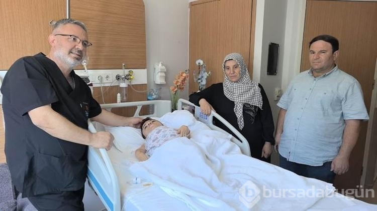 24 kilo ağırlığındaki Nurdan'ın yumurtalıklarından 3 kilo kist çıkarıldı