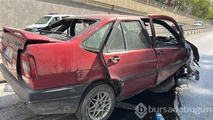 Otomobil alt geçidin duvarına çarptı: 2 yaralı