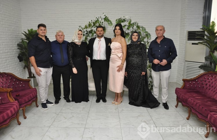 Ilgın Turan ile Recep Göynük nişanlandı