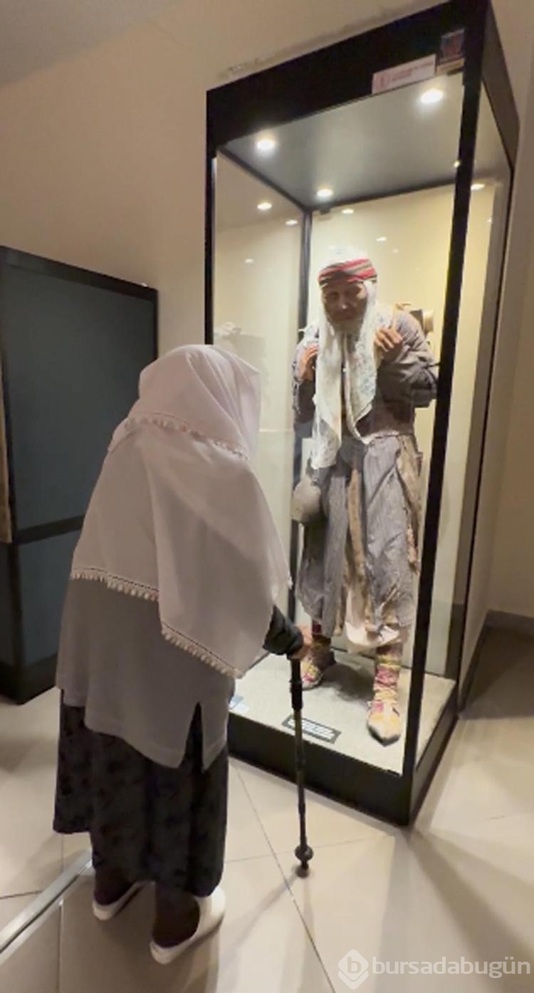 Üsteğmen Kara Fatma'nın manken canlandırması memleketi Erzurum'da sergide
