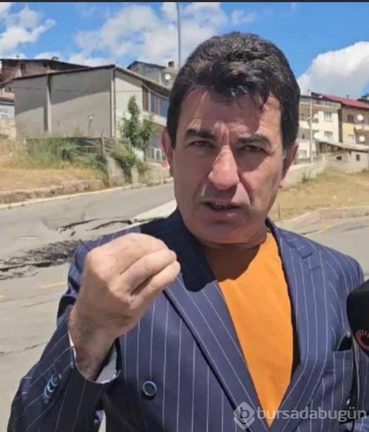 İspir'de heyelan: 7 apartmanda 70 daire tahliye edildi
