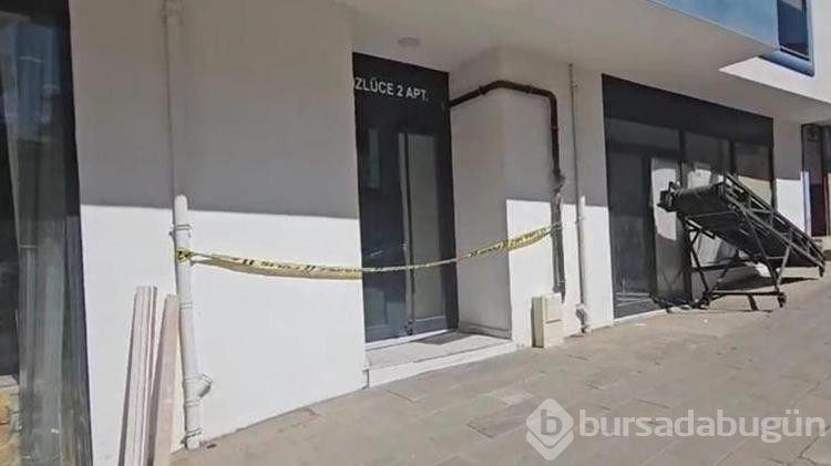 İspir'de heyelan: 7 apartmanda 70 daire tahliye edildi
