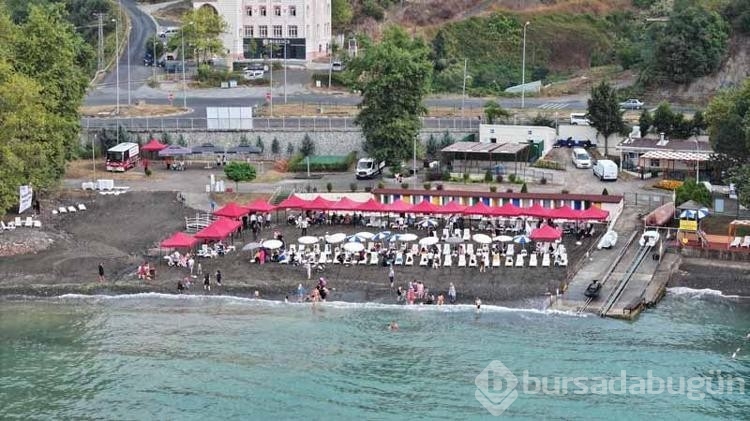 Engelli bireyler denizde eğlendiler