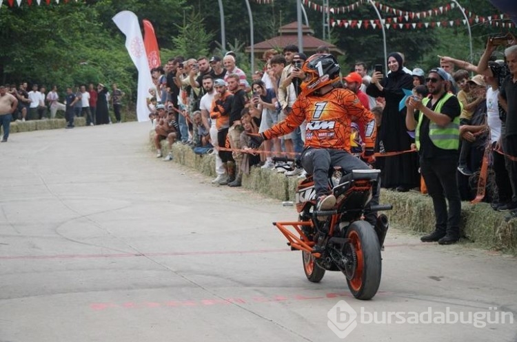 Rize'de motosiklet şov hayran bıraktı
