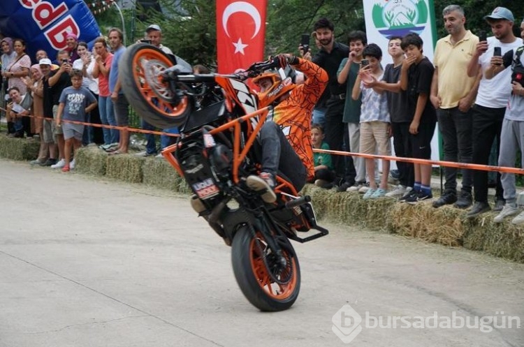 Rize'de motosiklet şov hayran bıraktı
