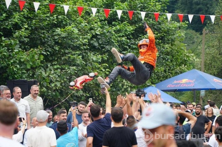 Rize'de motosiklet şov hayran bıraktı