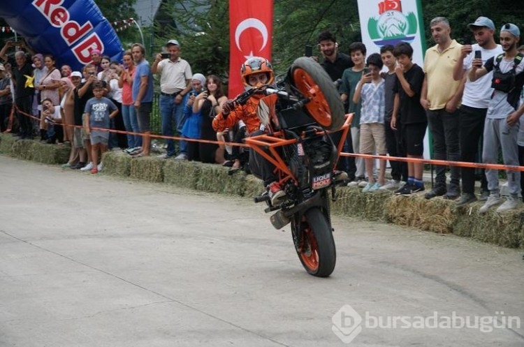 Rize'de motosiklet şov hayran bıraktı
