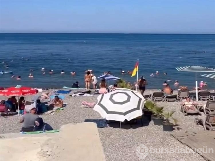 Antalya sahillerinde ücretli plaj tepkisi