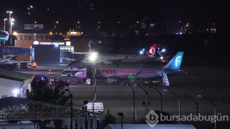 Motoru arızalanınca acil iniş yapan uçakta kapsamlı inceleme
