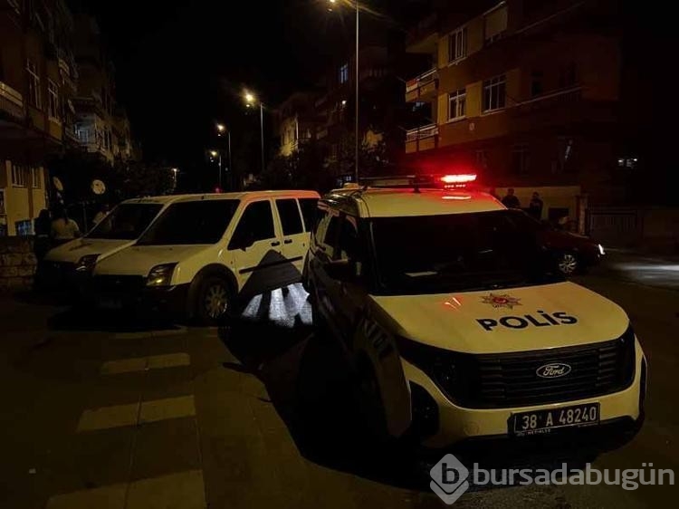 Boşandığı eşi tarafından bıçaklanan kadın ağır yaralandı