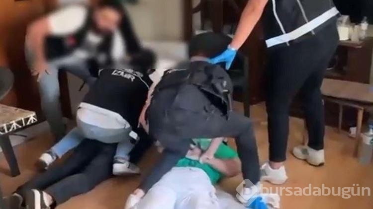 İzmir'de 1 ayda uyuşturucu ticareti yapan 130 şüpheli tutuklandı
