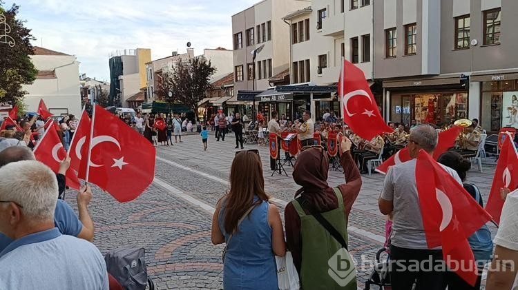 Edirne'de 5'inci Kolordu Bandosu'ndan Zafer Haftası konseri
