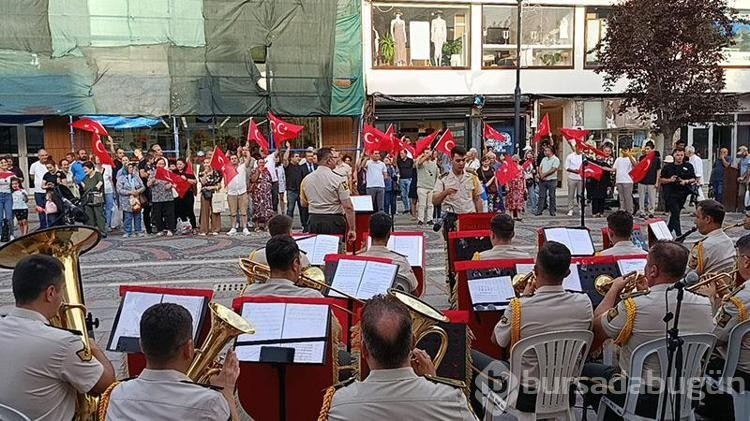Edirne'de 5'inci Kolordu Bandosu'ndan Zafer Haftası konseri

