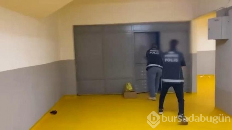 Esenler ve Bağcılar'da uyuşturucu operasyonu: 3 gözaltı
