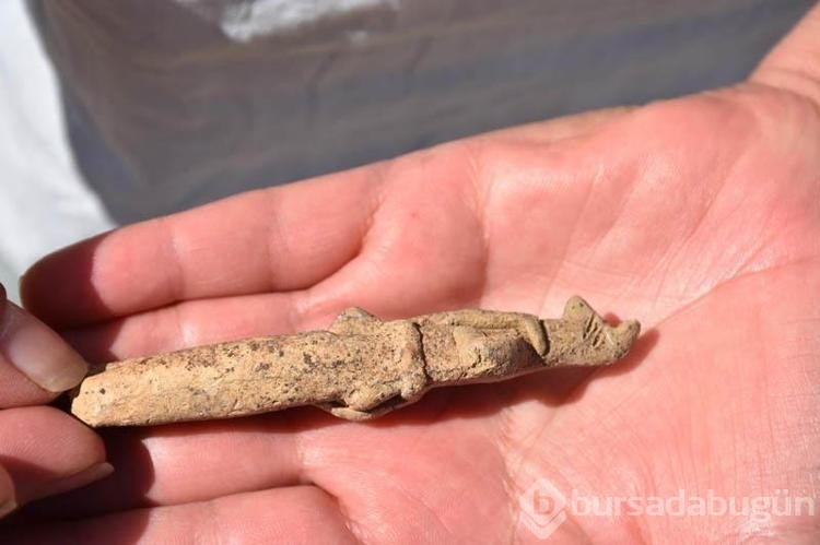 Ulucak Höyüğü'nde 8 bin yıllık Göbeklitepe üslubunda heykelcik
