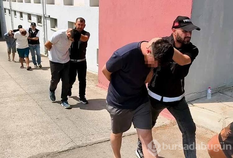 Kilerde ki kuru fasulye kovasından çıkan şey şaşırttı...