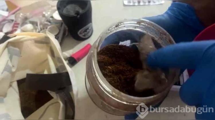 Kilerde ki kuru fasulye kovasından çıkan şey şaşırttı...
