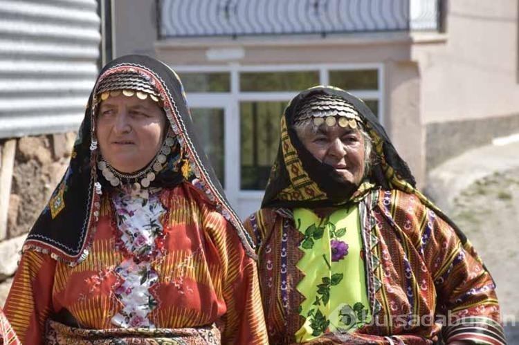Yeniköy'ün 'eski' adetleri