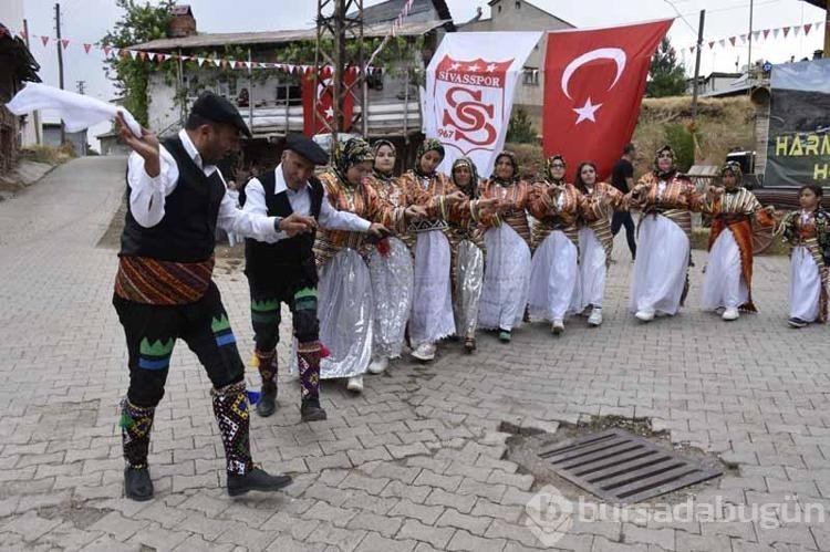 Yeniköy'ün 'eski' adetleri