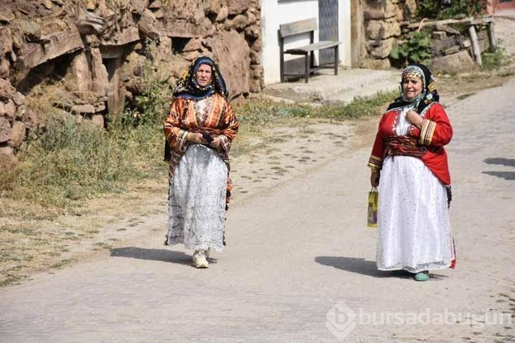 Yeniköy'ün 'eski' adetleri