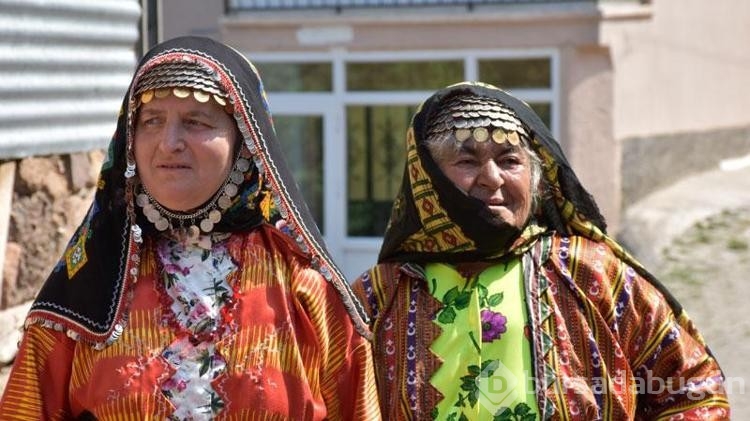 Yeniköy'ün 'eski' adetleri