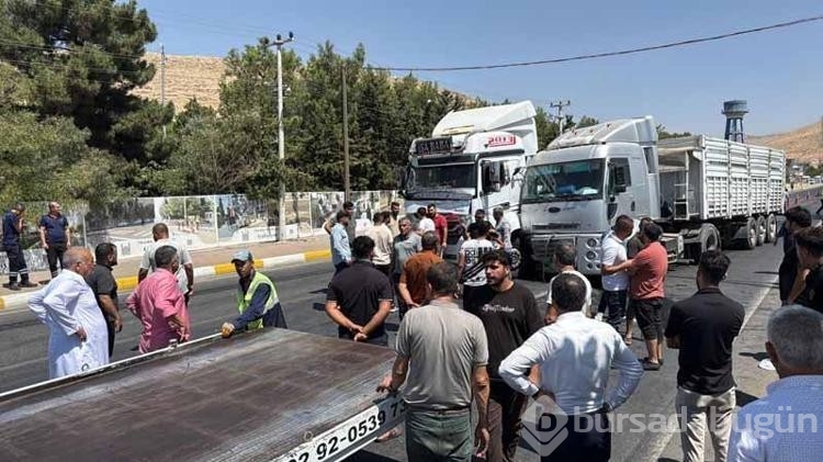 Mardin'de 5 araç zincirleme kazaya karıştı
