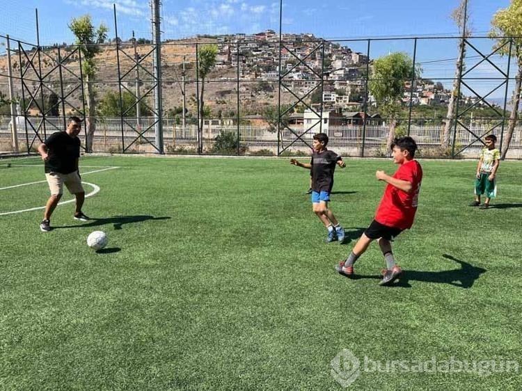Samet Hoca, dezavantajlı çocuklara umut oluyor