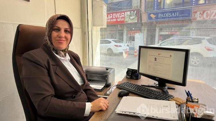 41 kızı erken yaşta evlilikten kurtarıp mücadelesiyle belgesele konu olan 'Muhtar Ana' üniversiteli oldu
