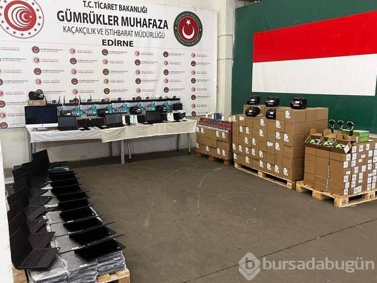 Kapıkule ve Hamzabeyli'de kaçak eşya ele geçirildi
