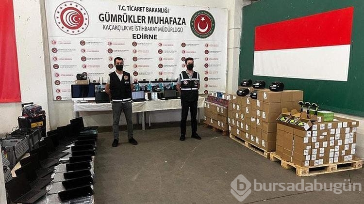 Kapıkule ve Hamzabeyli'de kaçak eşya ele geçirildi
