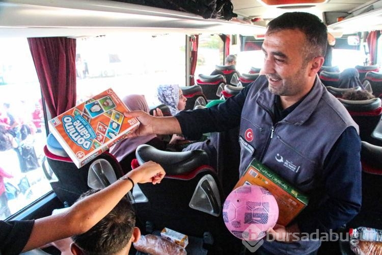 Adana'da 160 Suriyeli ülkelerine uğurlandı
